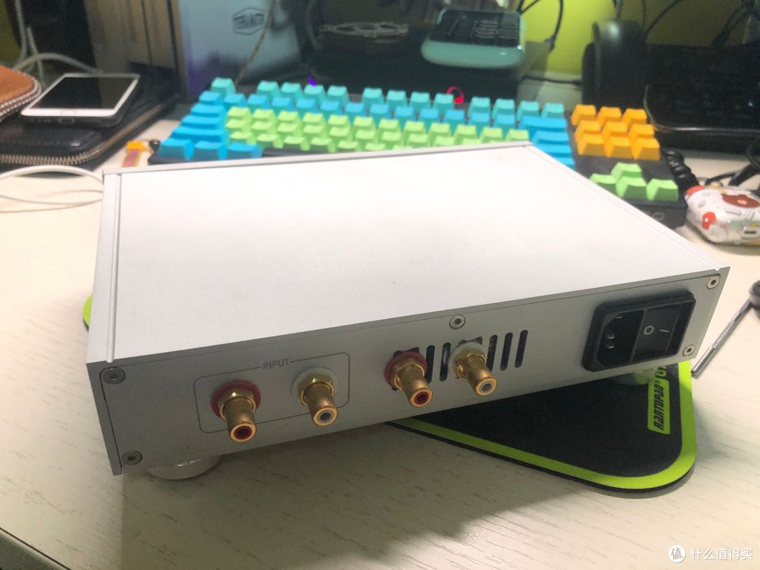 用的是高烧朋友借我的Orava前级
