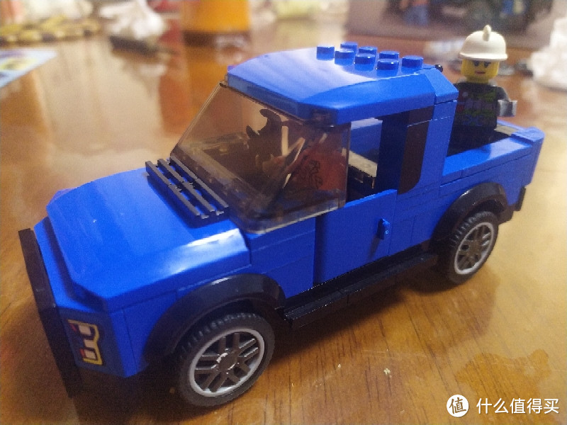 森宝小车:福特猛禽F150
