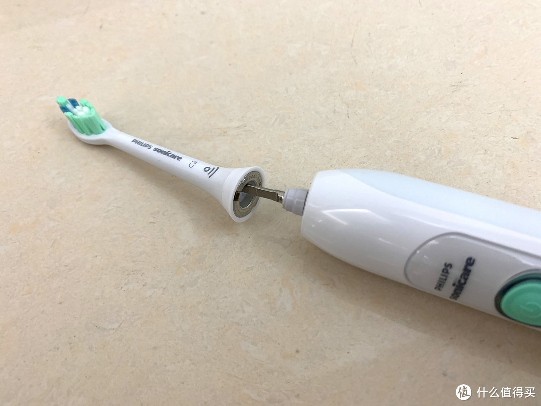电动牙刷怎么正确使用？飞利浦 HX6730/02开箱+使用体验→给牙龈敏感、口腔溃疡的建议
