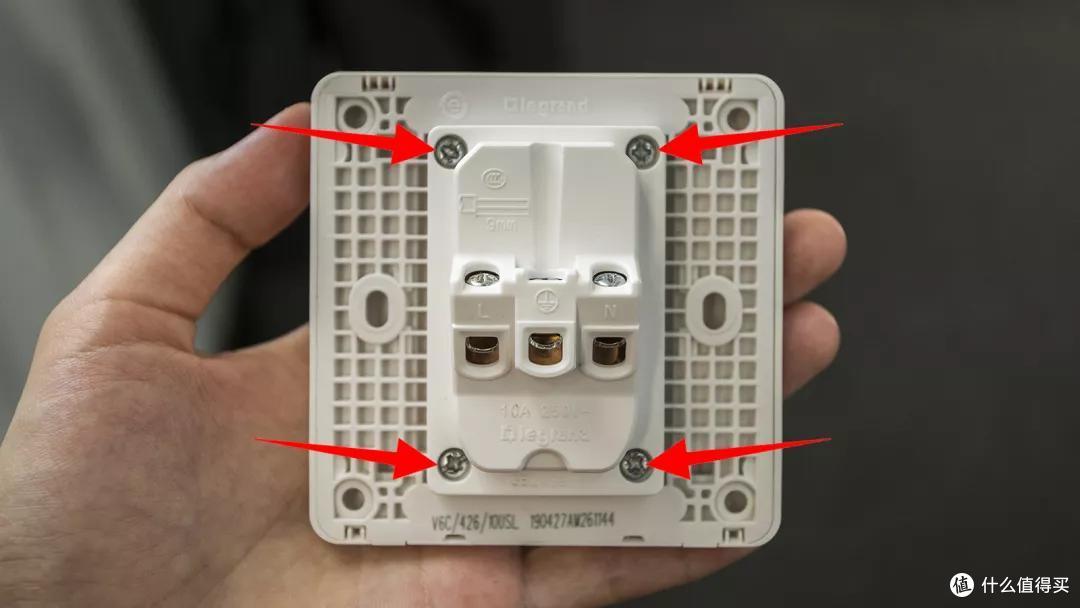 家里最值得投入的0.01㎡-开关插座-布局、选购、测评