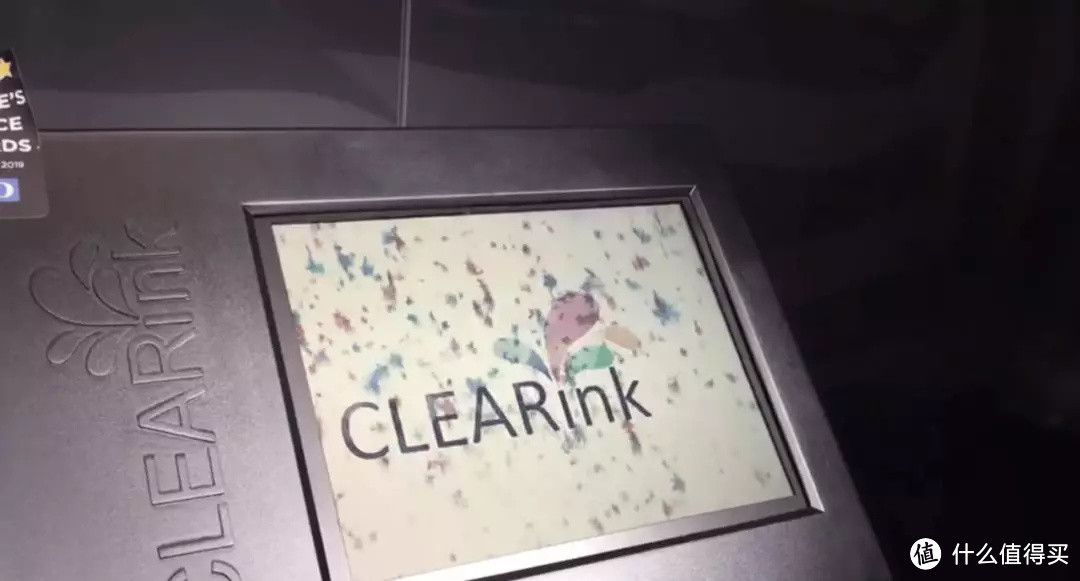 应用CLEARink 2.0技术的显示器