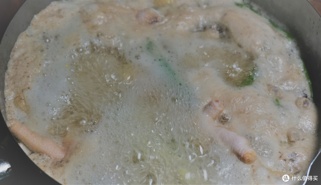 暖男的深夜食堂-----飘香四溢,软烂脱骨的虎皮鸡爪