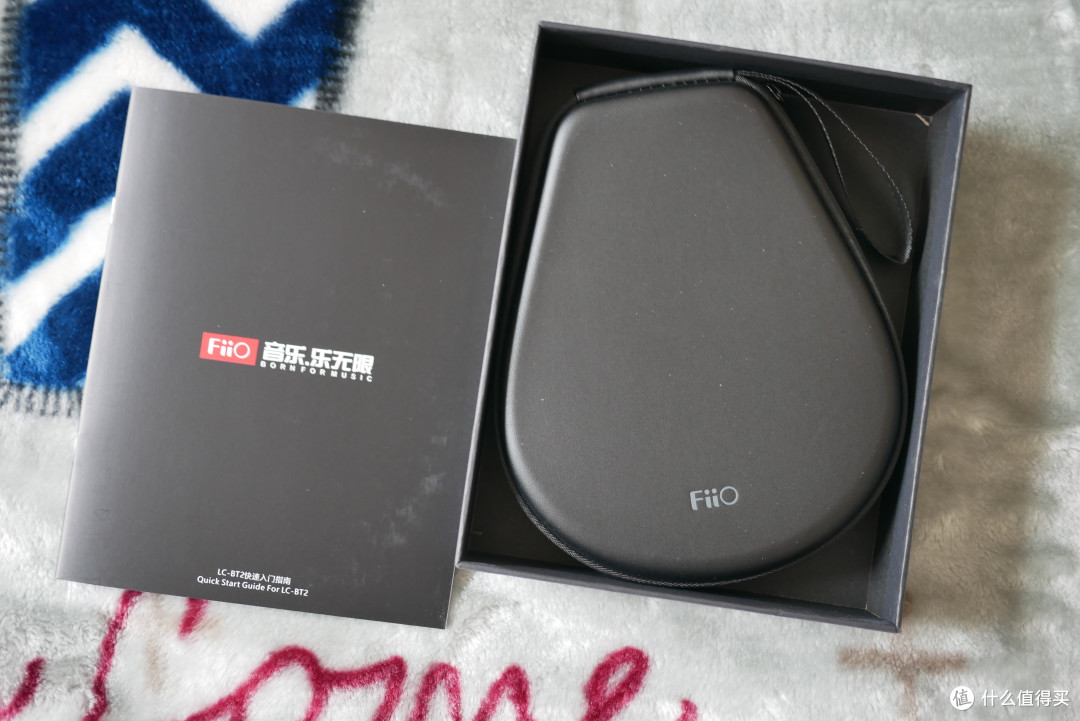 一种快被遗忘的佩戴方式 - Fiio LC-BT2 颈挂式蓝牙耳机线