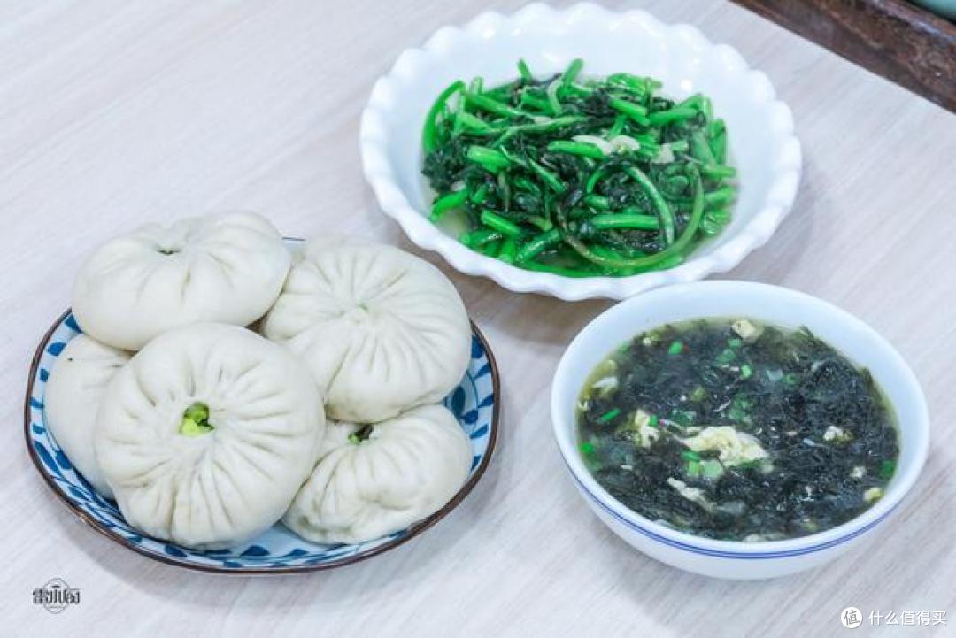 晒晒我家的饭菜，５口人３个菜，天天不重样，朋友：简直崩溃
