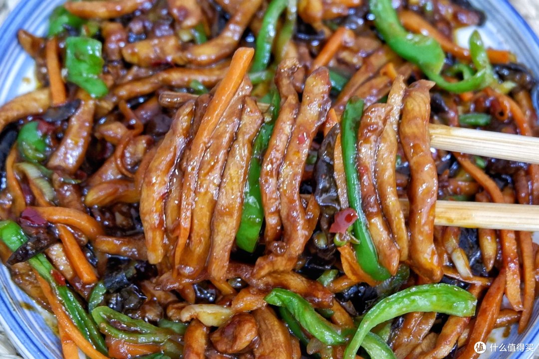 国民下饭!菜鱼香肉丝—鸡肉版,秒光三碗饭
