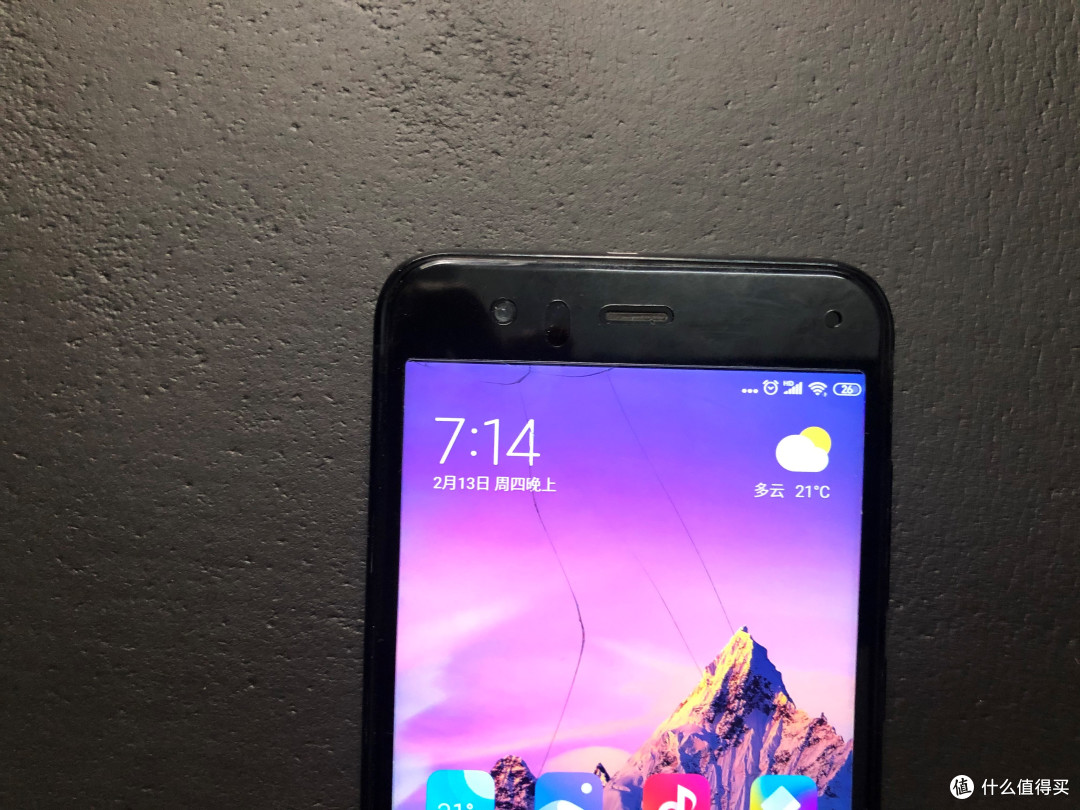 小米6钉子户放弃小米10投奔华为?华为丐爵Mate20开箱