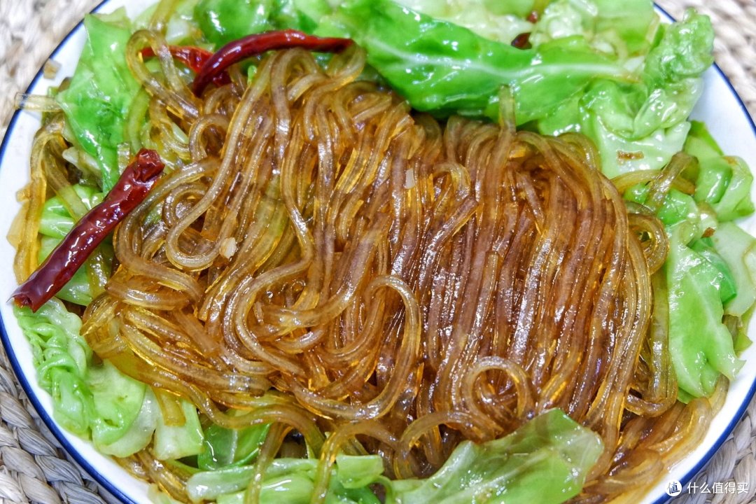 爆好吃！包菜粉条这样炒~根根分明～不粘锅