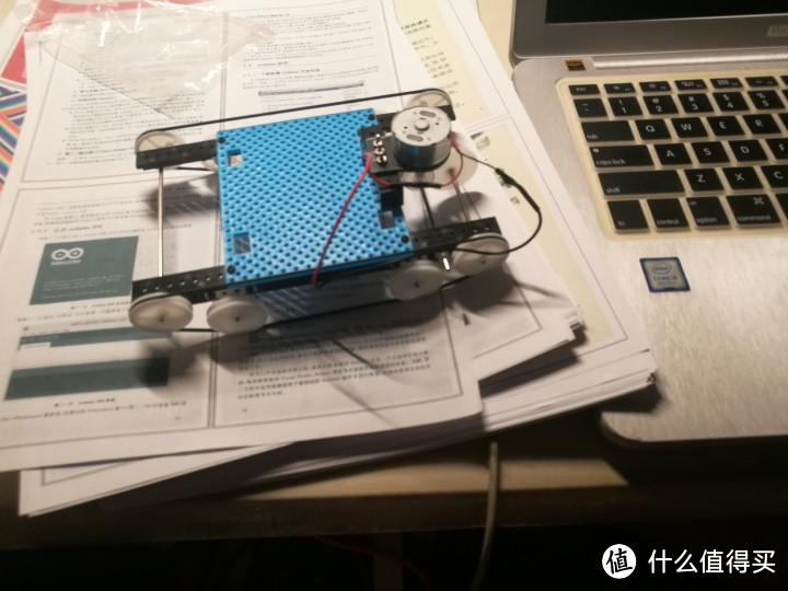 组装磁暴坦克玩具模型