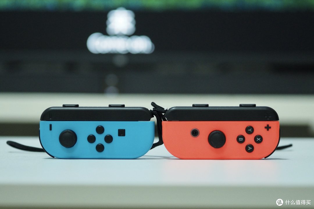 分体的Joy Con