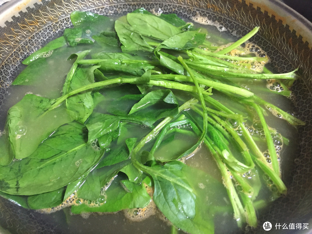 宅家嘴馋,自制街边小吃麻辣拌,只需一步就搞定,学会不用点外卖