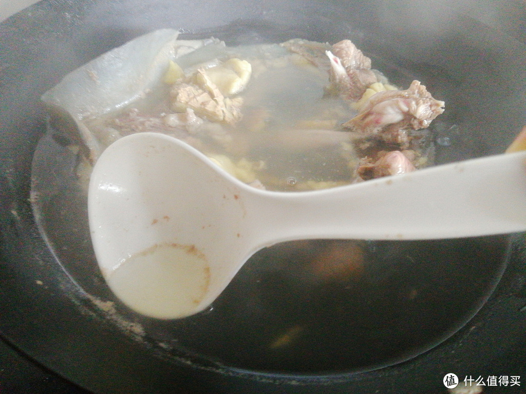 鱼+羊=鲜?比鱼羊一锅更鲜的汤,主料又叫五味肉,汤色鲜美更滋补