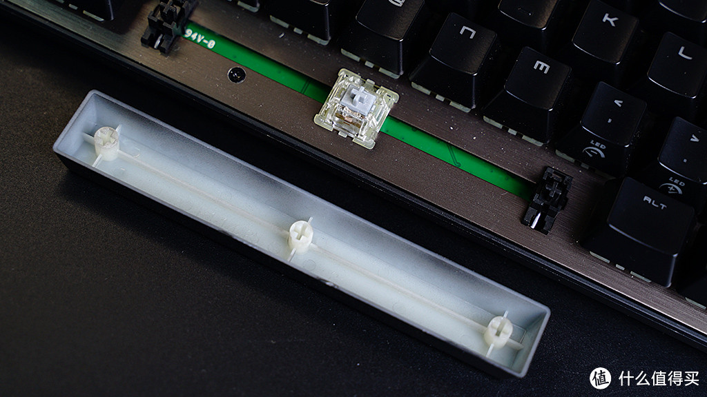 游戏键盘唯快不破：微星GK70机械键盘Cherry银轴版体验分享