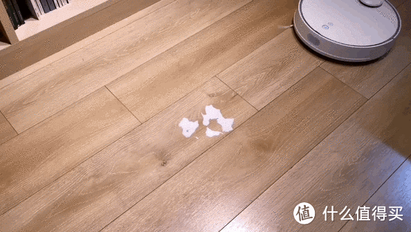 扫地机器人应该如何选?不要单单看参数!