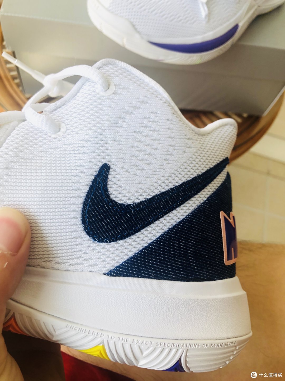 HAVE A NIKE DAY----kyrie 5 笑脸