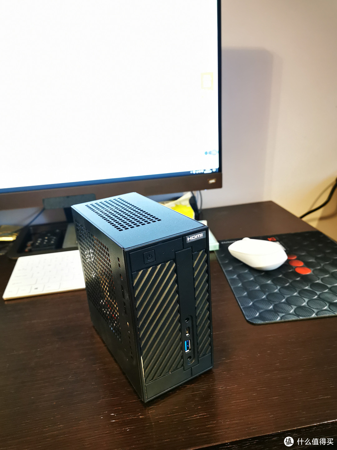 肖邦/deskmini/nuc三款热门迷你核显主机体积/做工的主观对比