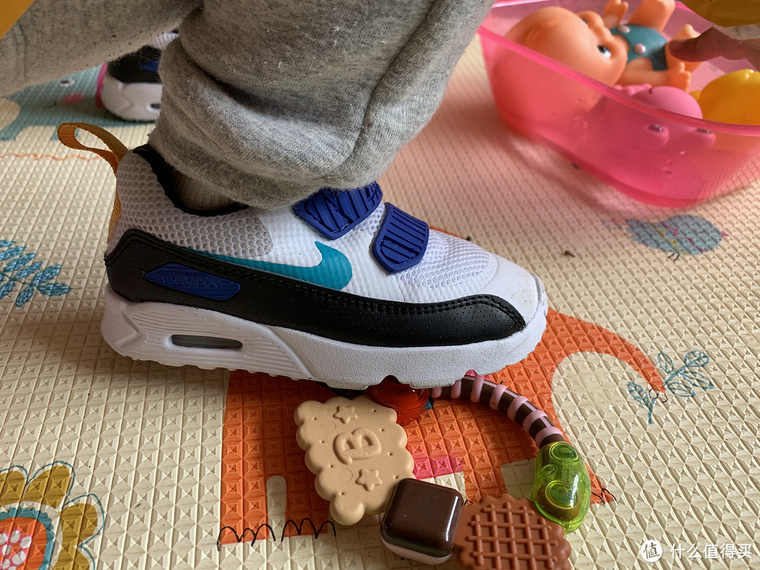 我家吞金兽2岁的生日礼物——NIKE AIR MAX TINY 90(TD)