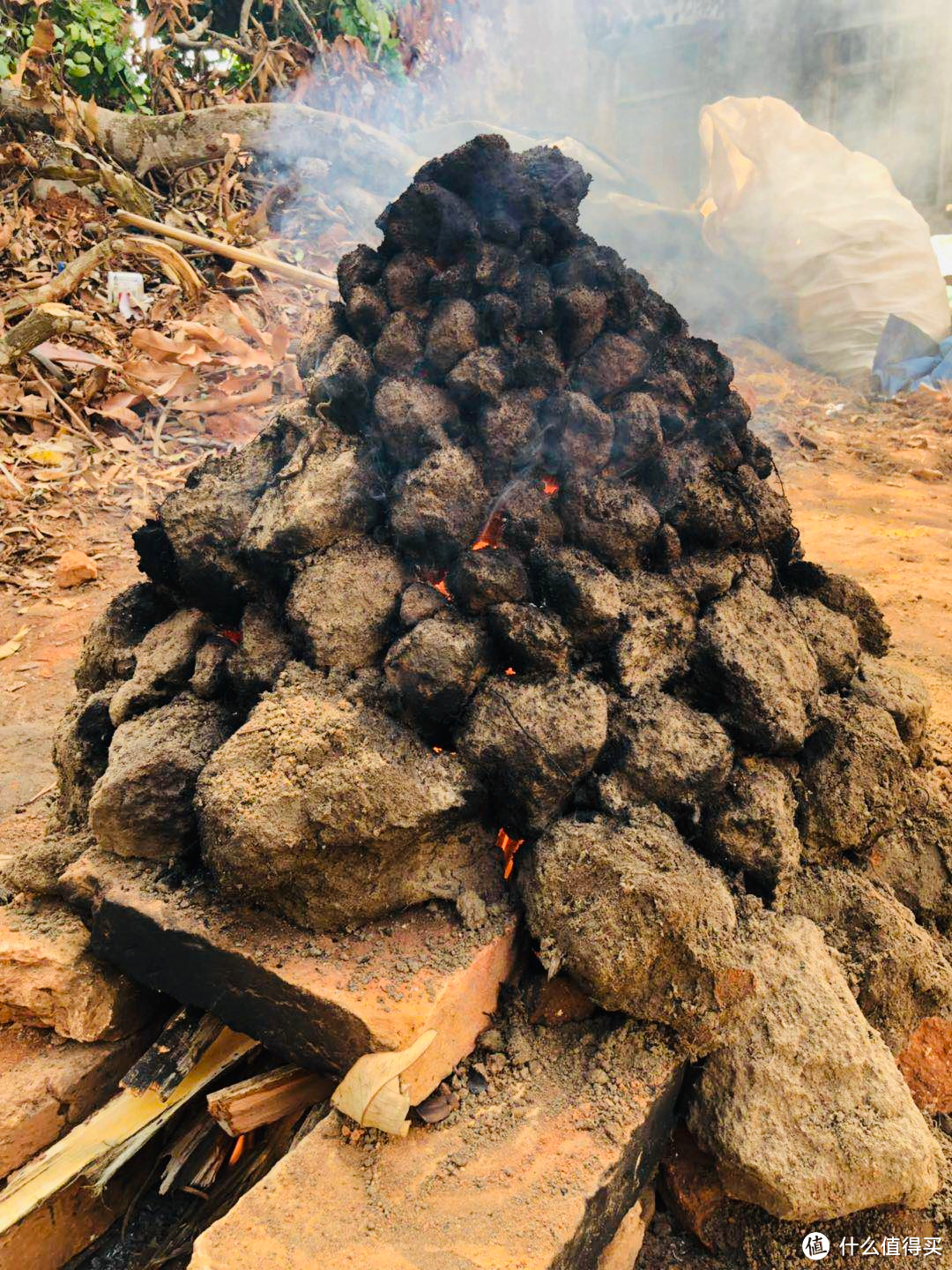 大口吃肉，大碗喝酒，唯有美食方能解压