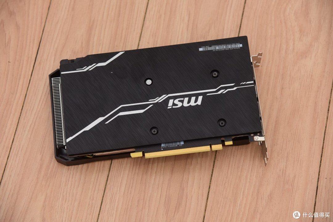 疫情居家玩什么?—RTX2060带你玩转COD16!