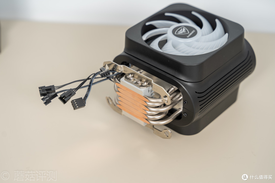 设计出色颜值高、超频三(PCCOOLER)东海逐鹿GI-D66A散热器 评测