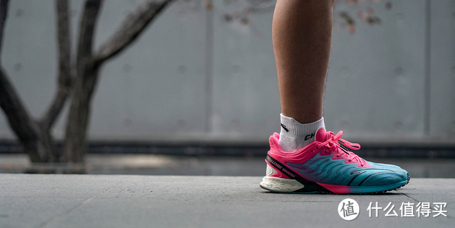 真.辞旧迎新——2020：国际田联新规定使得大众和精英运动员共享最新跑鞋