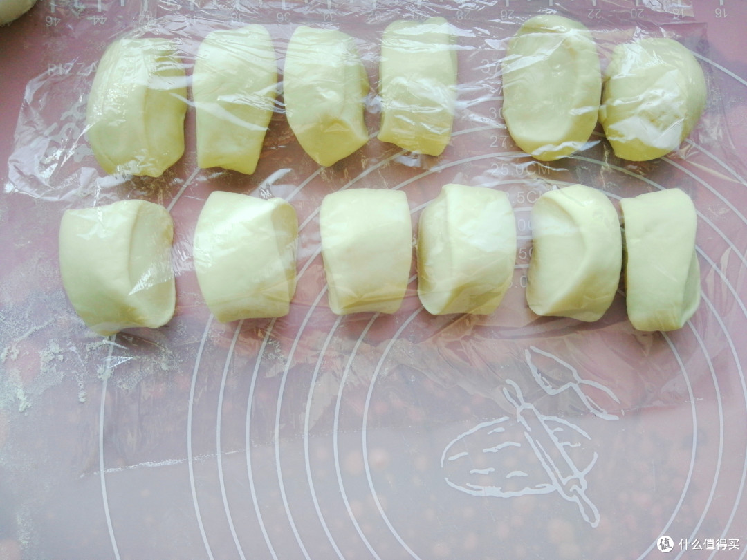 早春还是这馅的包子好,外皮宣软内馅鲜,好吃不长肉,绿油油馋人