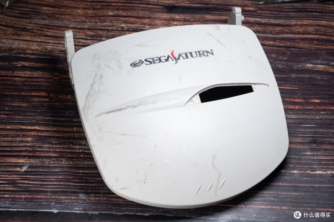 世嘉土星游戏机翻新修复:在当年最先进游戏机,却因这个惨遭失败