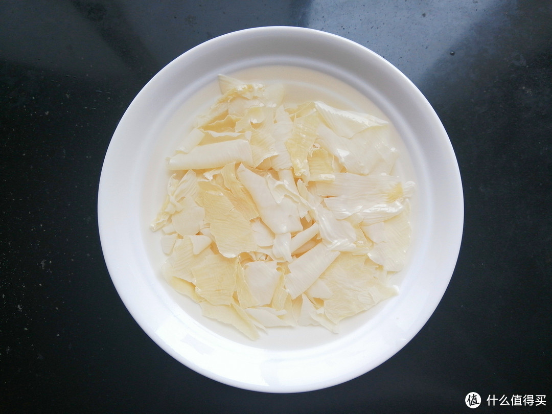 宅家缺少新鲜的蔬菜?看看这道什锦素炒怎么样,好吃营养耐存放