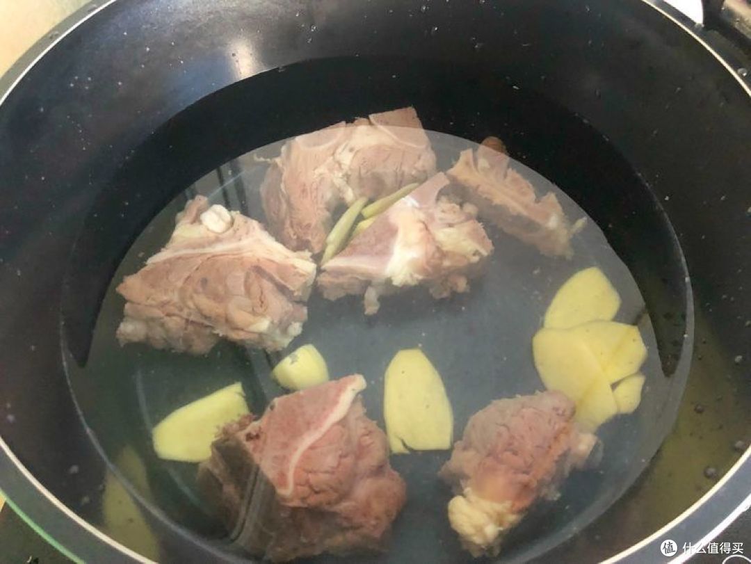 进补多喝这碗汤，汤香味美，喝完全身暖暖的，滋补又御寒