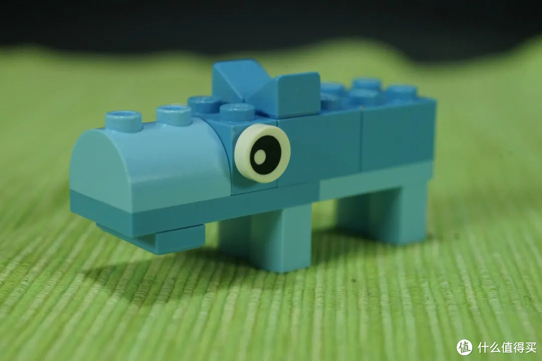 积木的世界篇九85件零件真有85种模式细品乐高60周年拼砌盒10401