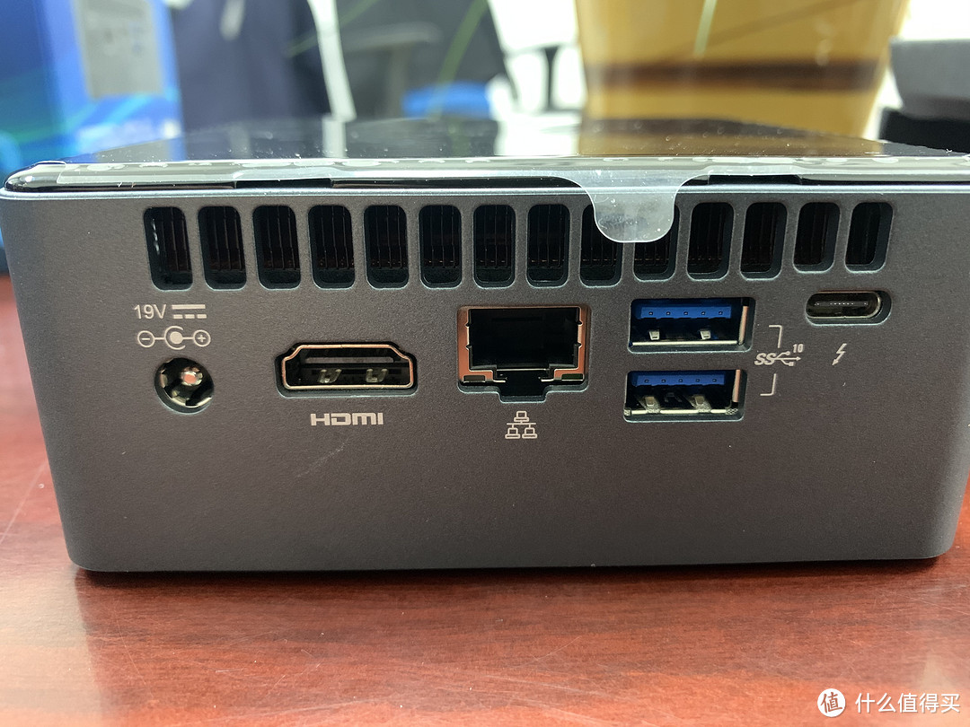 开箱 003：intel nuc8i5BEH组装、黑苹果体验及供电尝试 