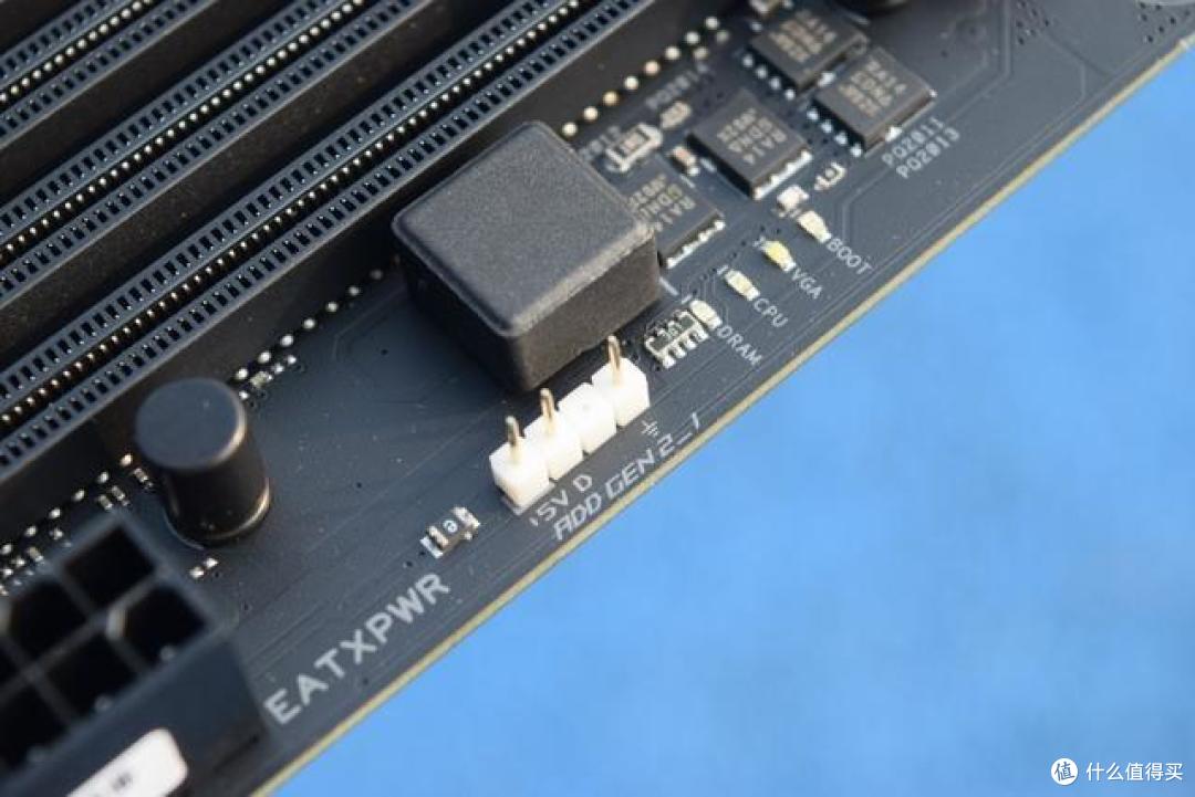 RAID实用、灯光好玩，跨代升级的ROG Strix X570装机点评