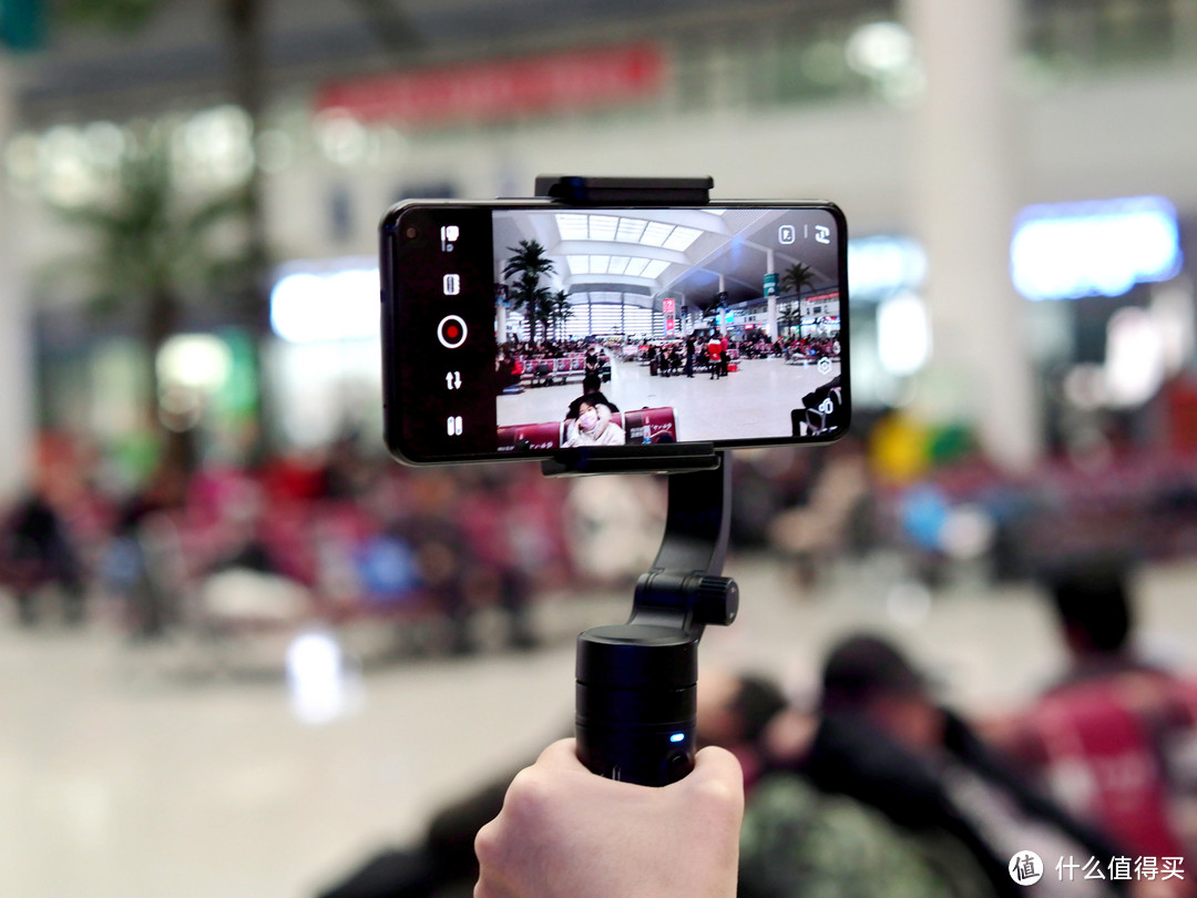 飞宇 VLOG pocket:小巧便携,助力拍摄