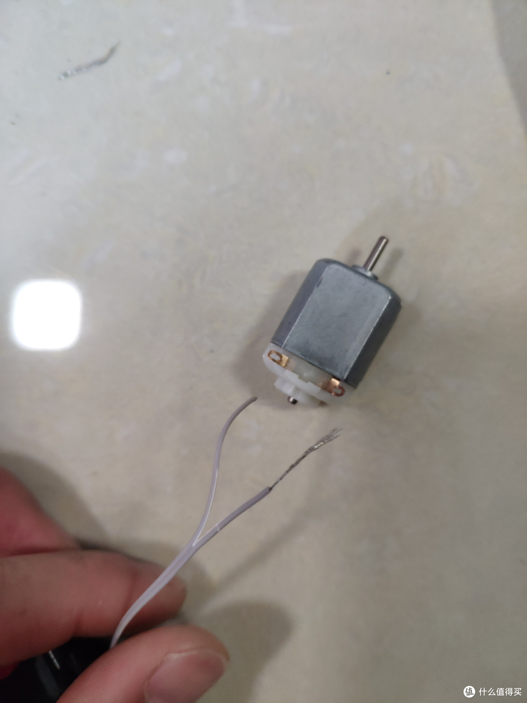 电源线芯很细