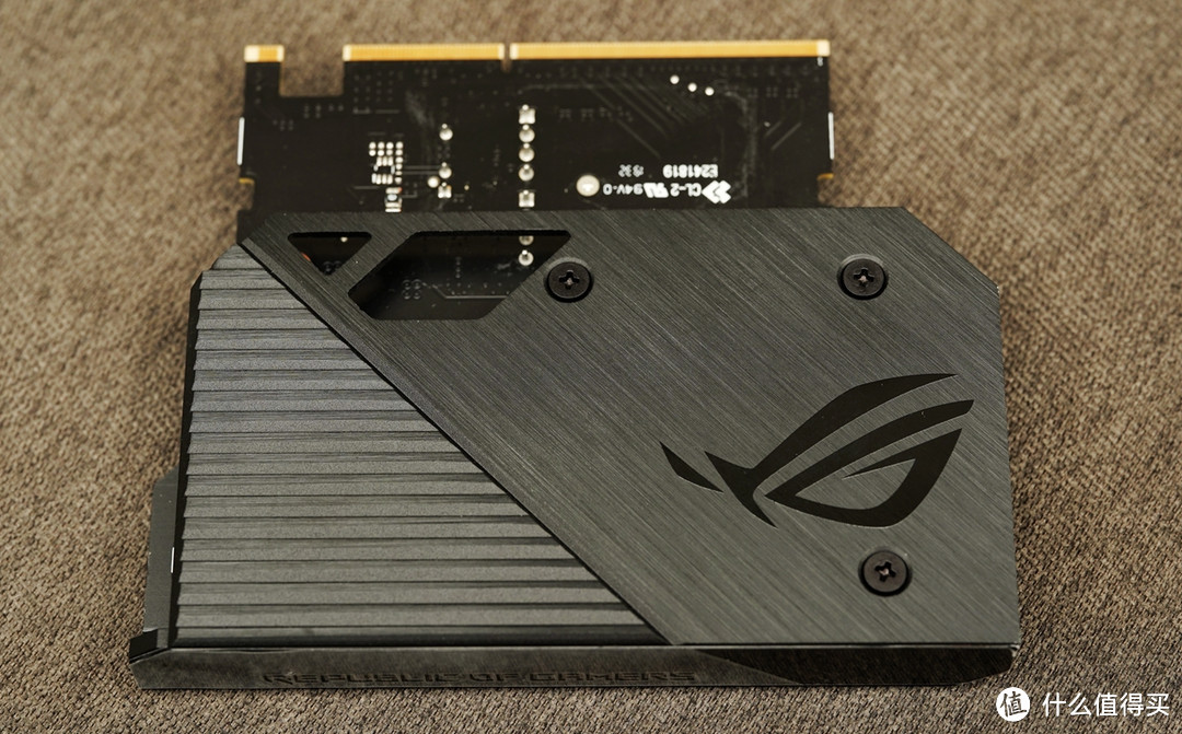 ROG C8i主板，助力超频3950X到全核4.7G、DDR4 5000！