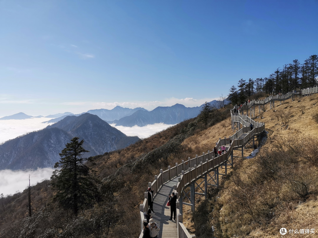 封山前的旅行，带你去看仙境般的西岭雪山