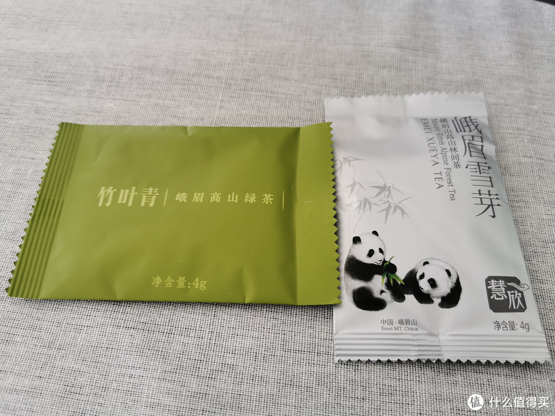 【忽然茶社】将早春寄于一片绿色中，川中绿茶品饮第一篇（竹叶青、峨眉雪芽）