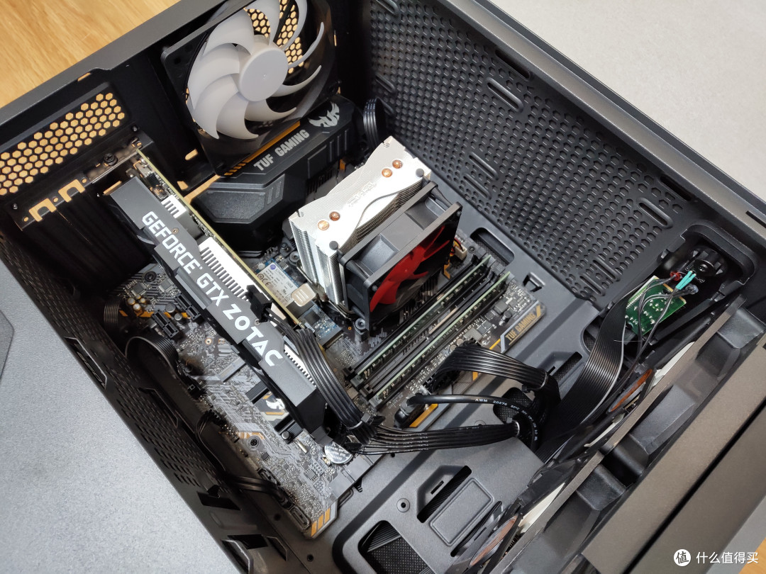 “超长假期”后的装机篇一:I5 9400F+GTX1650+金河田峥嵘MR2静音机箱上机