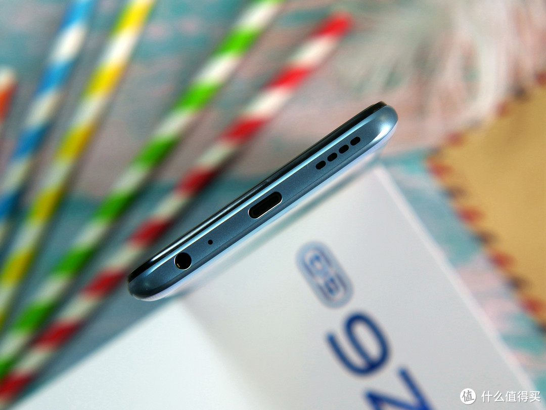 vivo Z6开箱:颜值至上的性能实力派