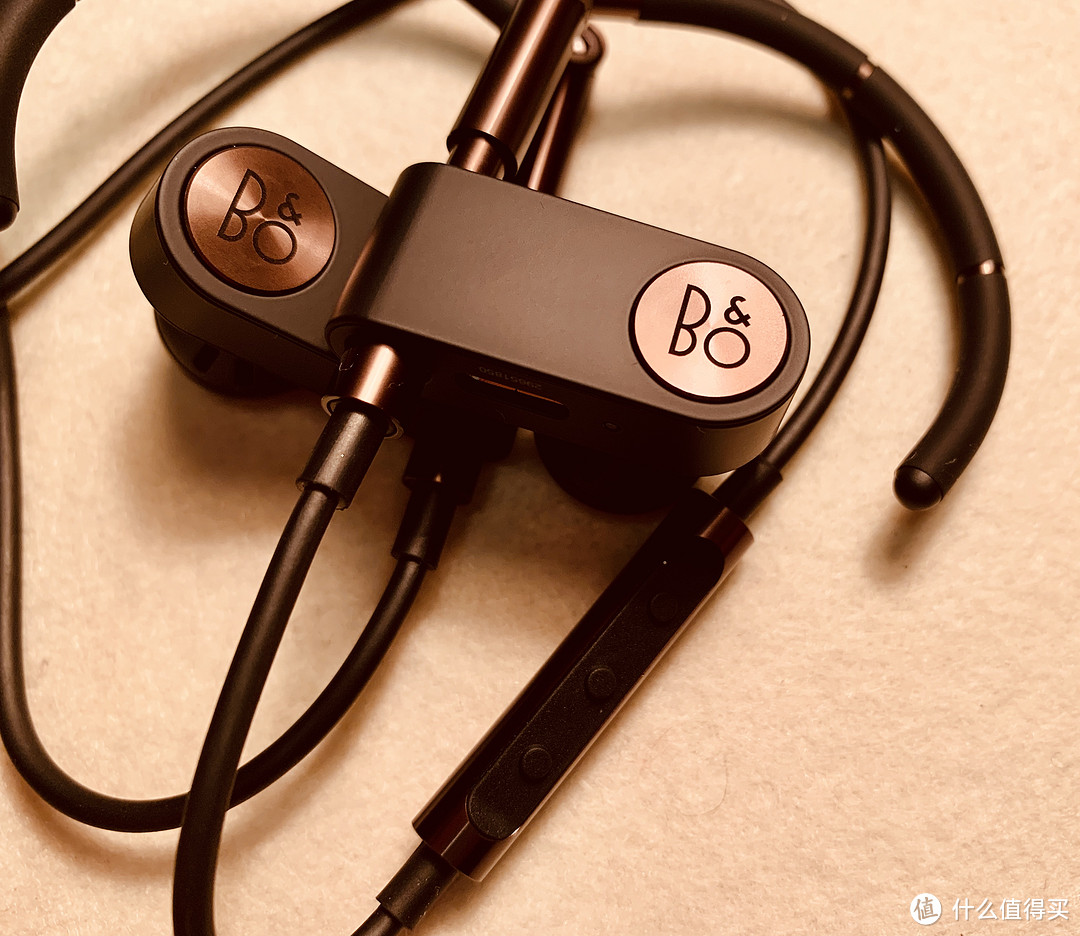 疫情在家，买副耳机解解闷：Beoplay Earset蓝牙耳机简评