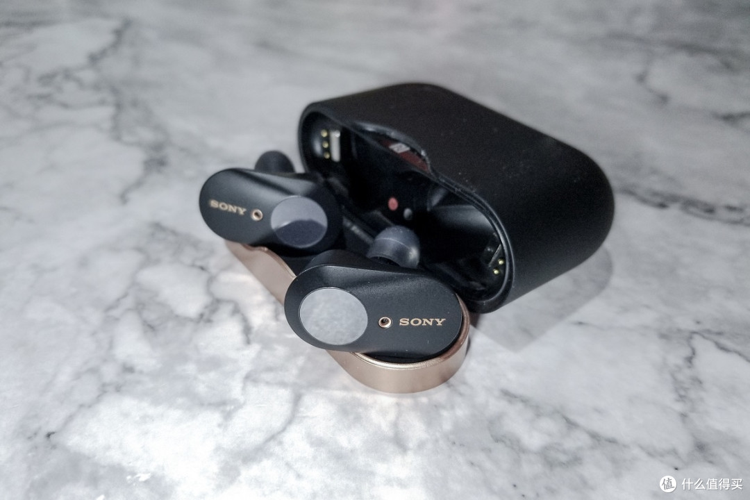 居家办公谁更香?索尼WF-1000XM3 VS Airpods pro