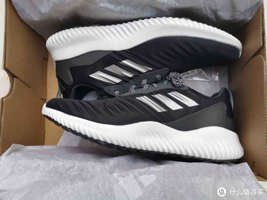 170的alphabounce rc，适合走路还是更适合跑步？