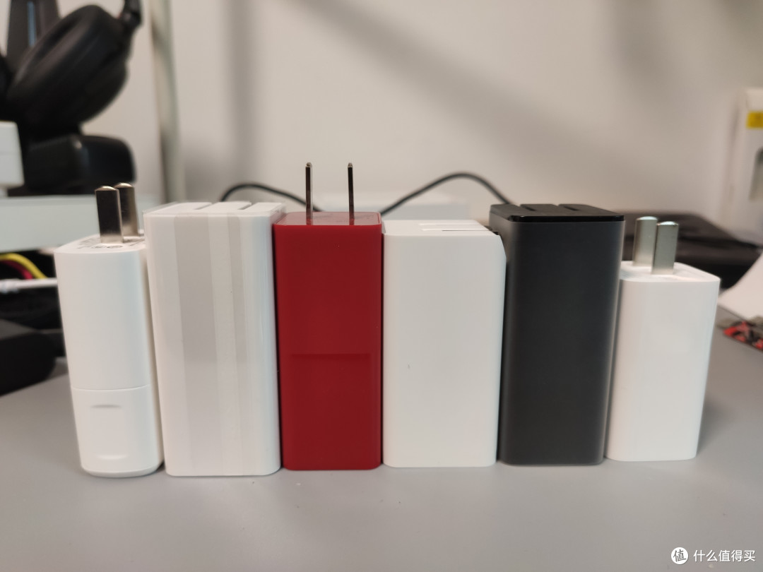 以GaN之名,小米、倍思、品胜、毕亚兹、ROxANNE五款65W GaN充电器横向评测