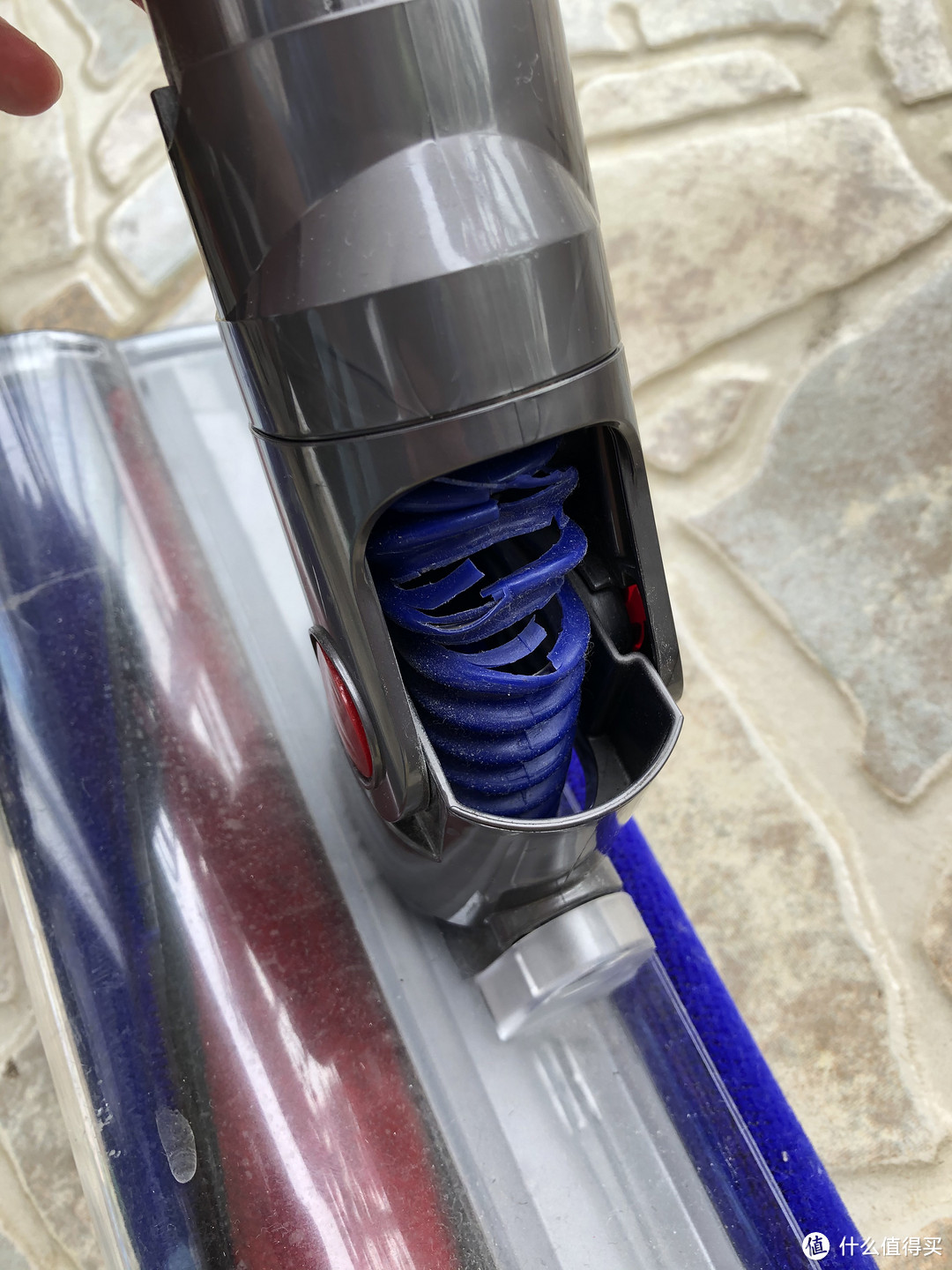 更换dyson V6吸尘器蓝色软管 吸尘器配件 什么值得买