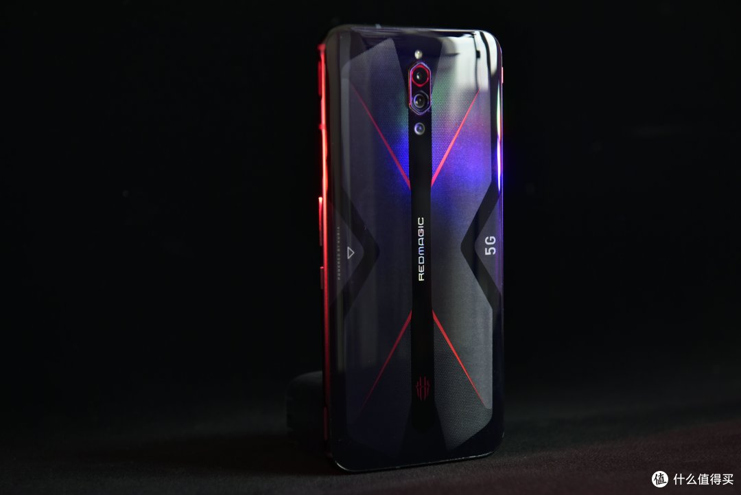 首发评测红魔5G手机:要“快”还是要“美“!它全告诉你!