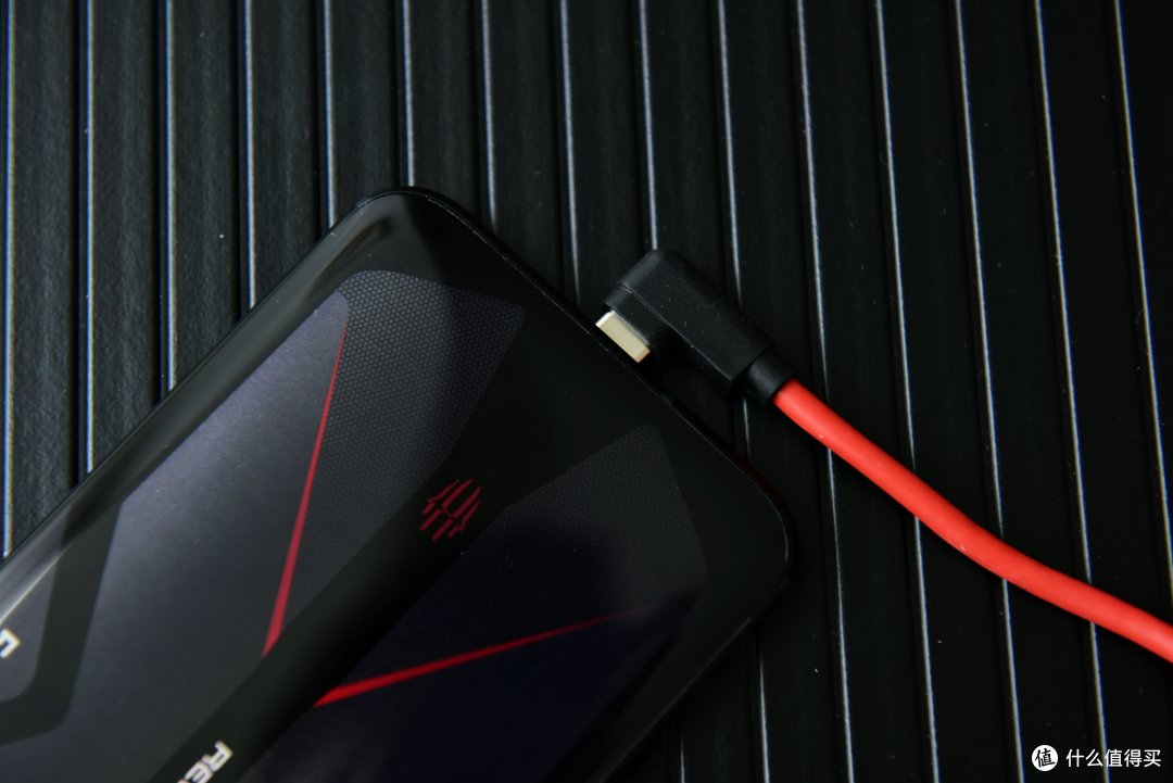 首发评测红魔5G手机:要“快”还是要“美“!它全告诉你!