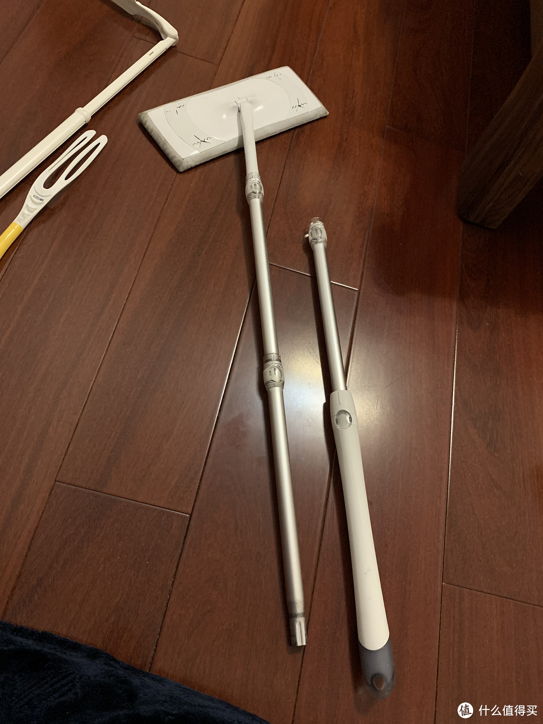 打扫卫生的利器:Swiffer Dusters VS花王静电除尘掸(拖)扫灰比抹布好用几百倍!