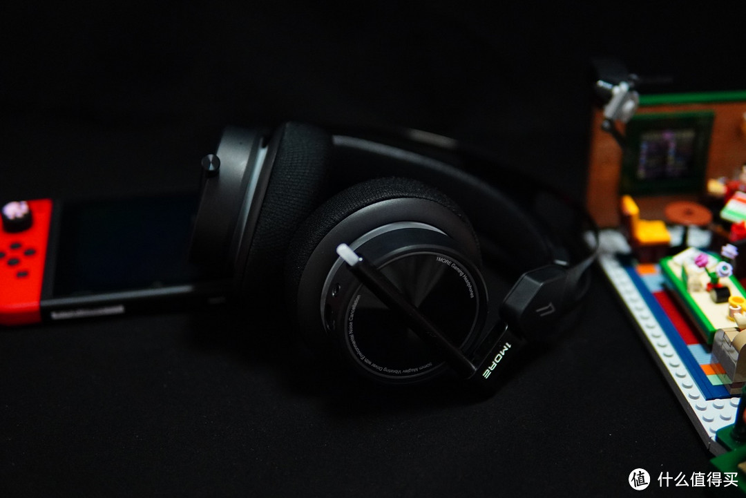 游戏耳机界的标杆产品，1MORE Spearhead VR电竞耳机