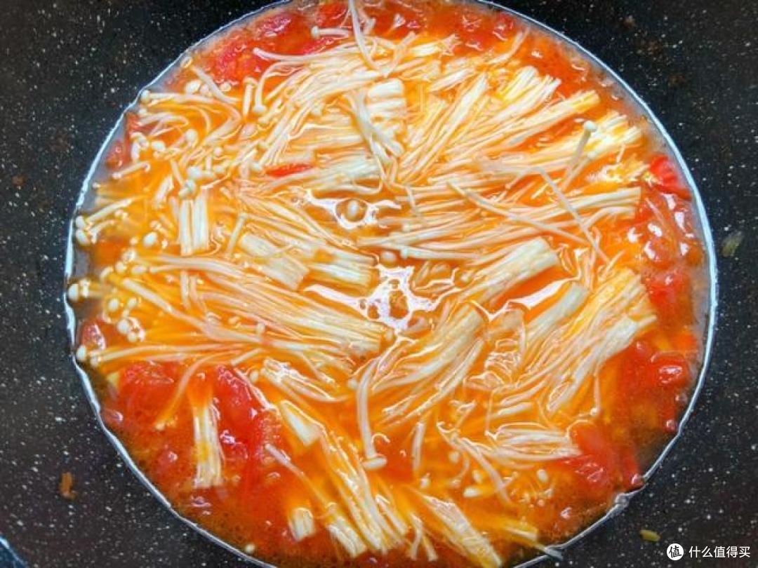 女儿隔三差五就馋这菜,酸爽开胃,促进食欲,每次吃的连汤都不剩