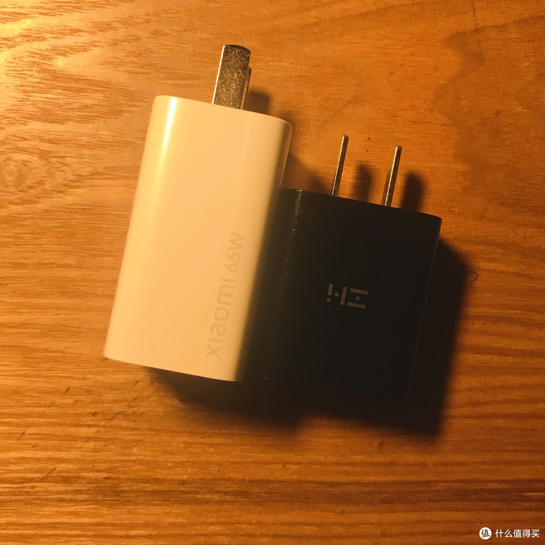 买了它,复工再也不用背着几斤重的充电器出门了