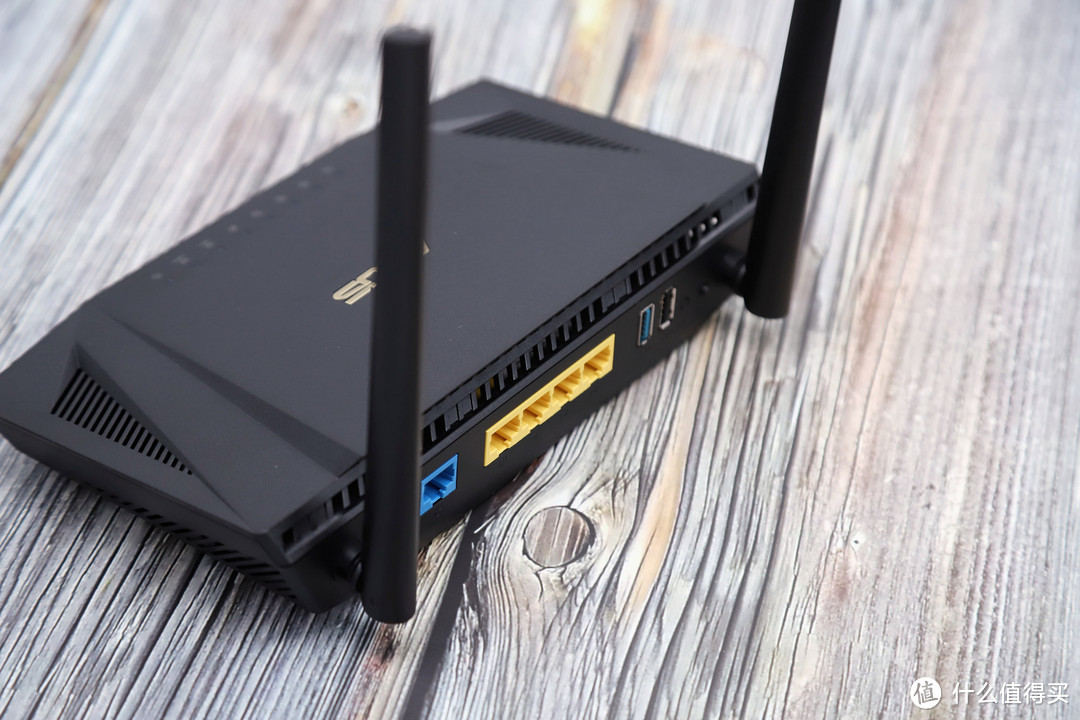 WiFi 6是真的6，华硕双频电竞路由RT-AX56U上手评测